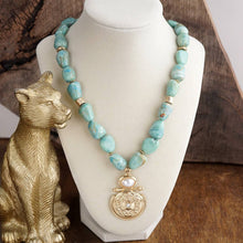 Sunwashed Relic – Marbled Bead Medallion Necklace