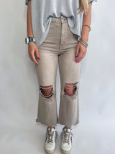 Temple Distressed Cropped Pants