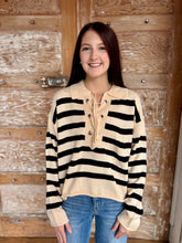 Wanderer's Pullover Top