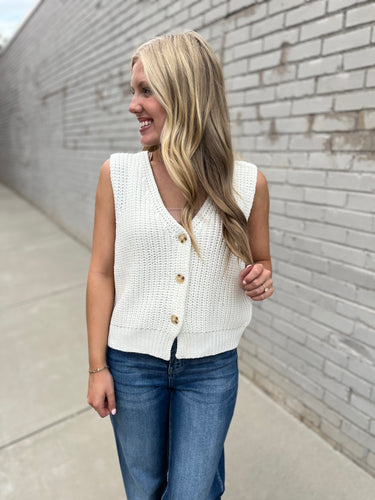 Cierra All Seasons Chunky Weave Sweater Vest