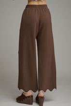 Scallop and Shine Pants