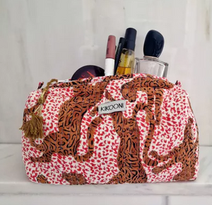 handmade cosmetic bag “LEOPARD” with plastic liner