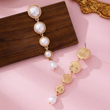 Linear Gradual Pearl Drop Earring