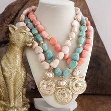 Sunwashed Relic – Marbled Bead Medallion Necklace