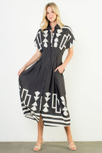 /Size XL/ Button Down Geo Print Midi Dress THML