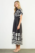 /Size XL/ Button Down Geo Print Midi Dress THML